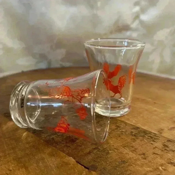 2 Vintage Red Rooster Double  Shot Juice Glasses - Picture 2 of 3